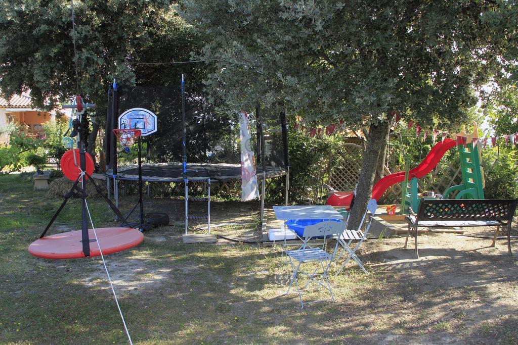Appartement Les Balcons D'Azur Vernegues Esterno foto