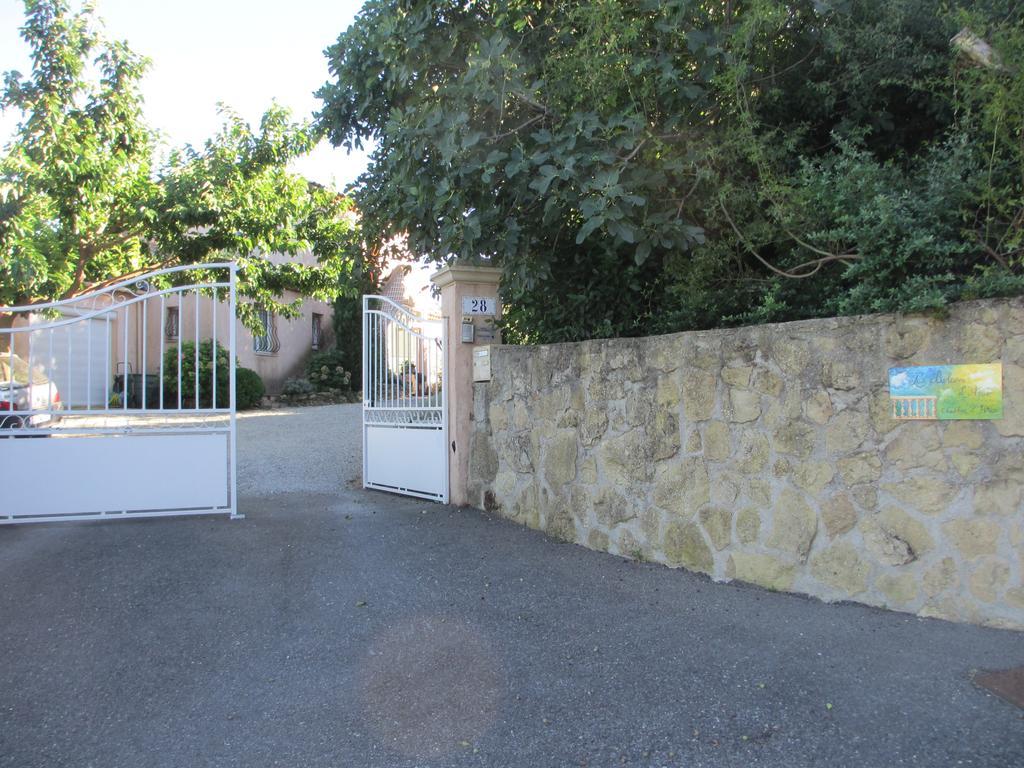 Appartement Les Balcons D'Azur Vernegues Esterno foto